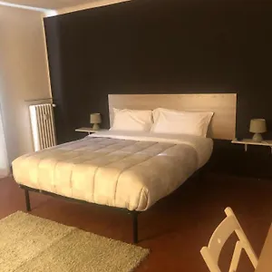 Myroom Sui Portici Gasthuis Bologna